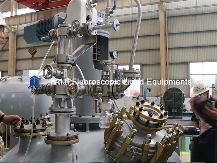 AUTOMATIC-SAMPLING-SYSTEM-FOR-REACTOR-03